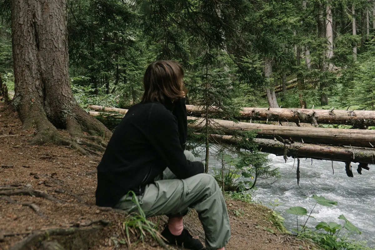 The 10-Minute Sit Spot: A Daily Nature Journaling Practice for Busy People